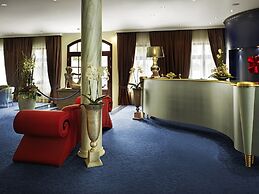 Relais & Châteaux Hotel Bülow Palais