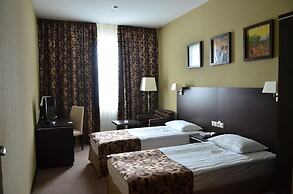 Hotel Complex GRINN