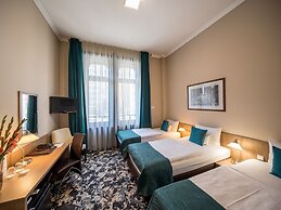 Erzsebet Kiralyne Hotel