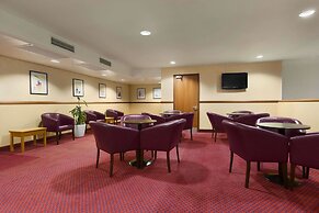 Days Inn by Wyndham Stevenage North