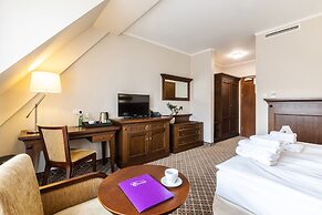 Hotel Crocus