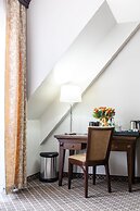 Hotel Crocus