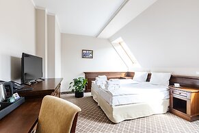Hotel Crocus