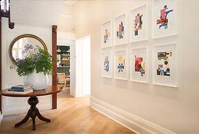 One Kensington Boutique Hotel