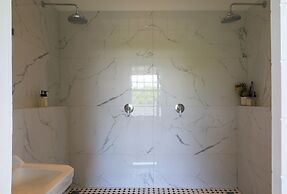 One Kensington Boutique Hotel