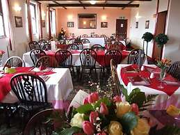 The West Country Inn