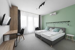 Chesscom Hotel