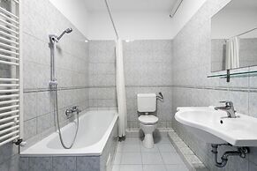 Chesscom Hotel