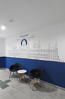 Chesscom Hotel