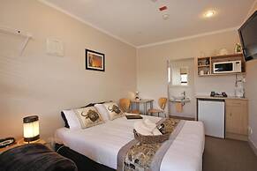 Big Five Motel