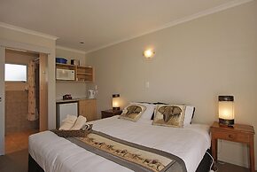 Big Five Motel