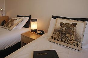 Big Five Motel