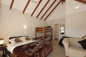 Big Five Motel