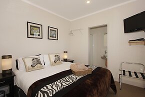 Big Five Motel