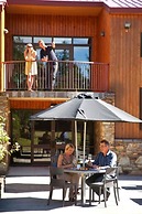 Distinction Mackenzie Country Hotel
