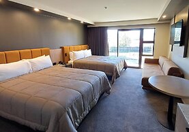 Distinction Mackenzie Country Hotel