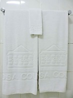 Mosa Court Suites