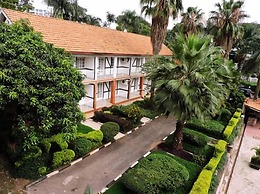 Mosa Court Suites