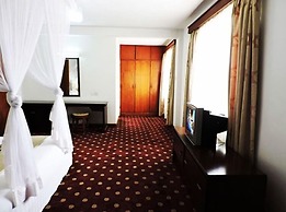 Mosa Court Suites