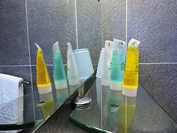 Mosa Court Suites