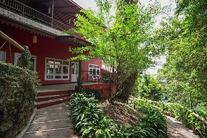 Tea Valley Resort