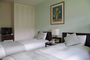 Manza Prince Hotel
