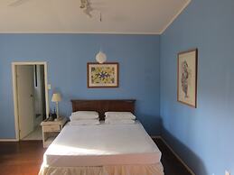 Raina Holiday Accommodation