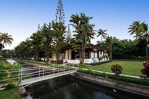 Paradise Resorts