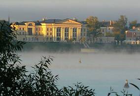 Volgskaya Riviera Hotel
