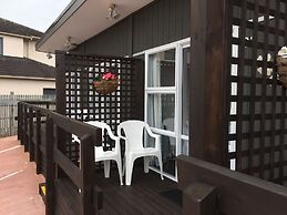 Bucklands Beach Waterfront Motel