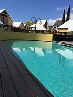 Bucklands Beach Waterfront Motel