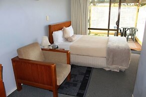 Bucklands Beach Waterfront Motel
