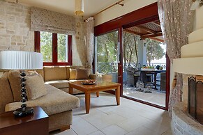 Okeanides Villas