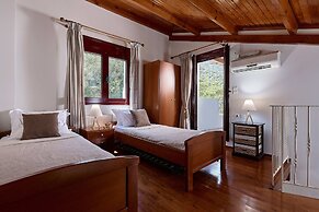 Okeanides Villas