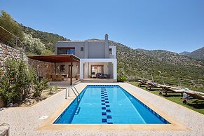 Okeanides Villas