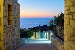 Okeanides Villas