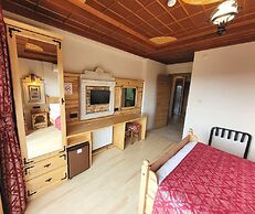 Saruhan Hotel