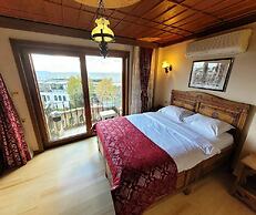 Saruhan Hotel