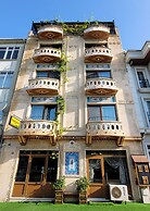 Saruhan Hotel