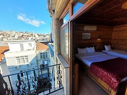 Saruhan Hotel