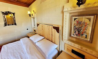 Saruhan Hotel