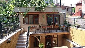 Saruhan Hotel