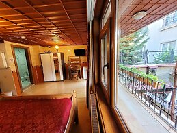 Saruhan Hotel