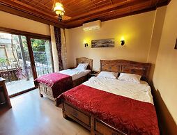 Saruhan Hotel
