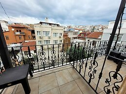 Saruhan Hotel