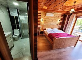 Saruhan Hotel
