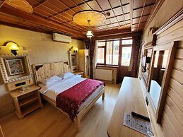 Saruhan Hotel