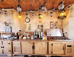 Saruhan Hotel
