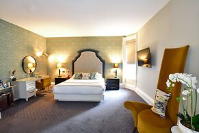 The Rutland Hotel & Apartments