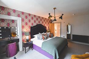 The Rutland Hotel & Apartments